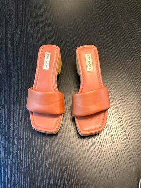 Steve Madden Brownish TanPadded Slide Mules